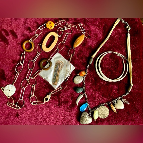 American Eagle Boho Chic Necklace & Earring Set - Picture 10 of 15